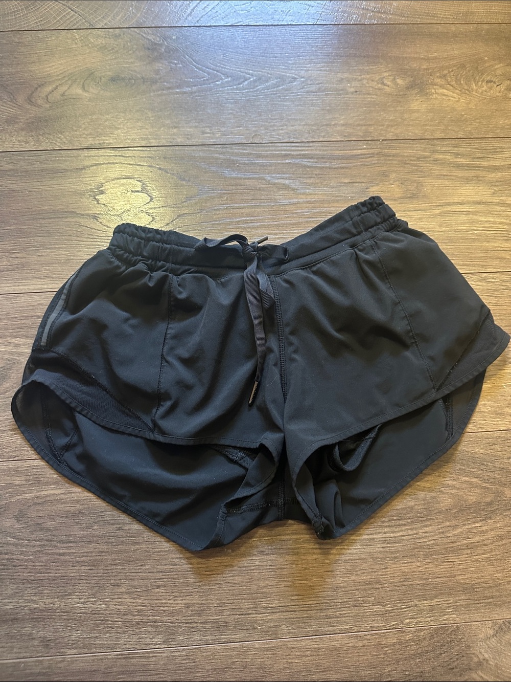 Lululemon women’s black shorts
